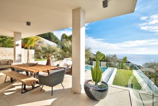 Maison à vendre  6 pièces - 272 m2 EZE - 06