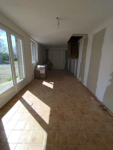 Achat - Fonds et/ou murs commerciaux | Entrepôt et bureaux Pruillé-le-Chétif 72700 5700 m 2