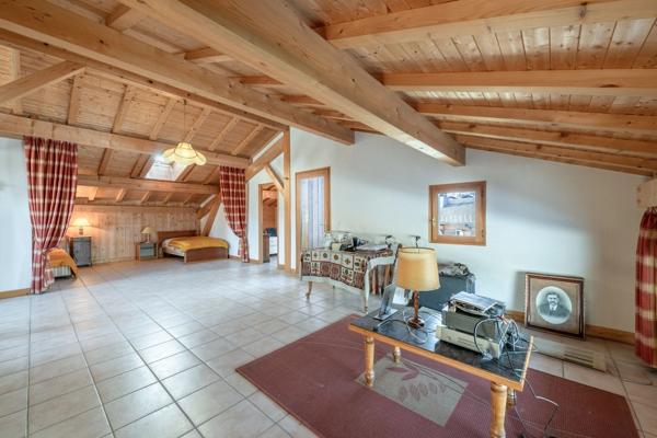 Chalet - maison de 160m² à vendre - COMBLOUX (74)