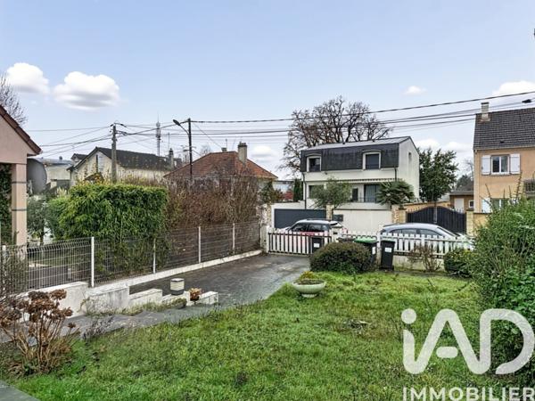 Maison à vendre 5 pièces 107 m² Sainte-Geneviève-des-Bois