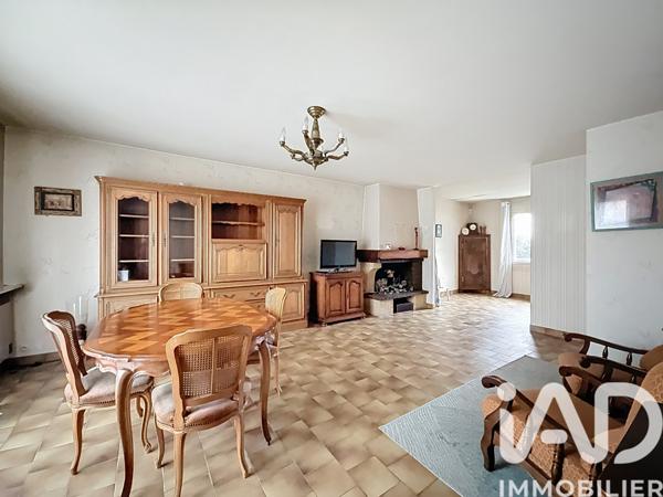 Maison à vendre 5 pièces 107 m² Sainte-Geneviève-des-Bois