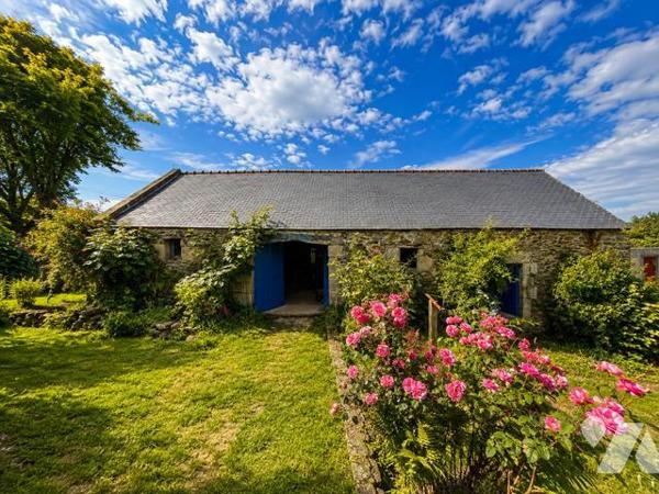 PLOUZANÉ - SECTEUR DELLEC - PROPRIÉTÉE 169M² - TERRAIN 3150M² ENVIRON