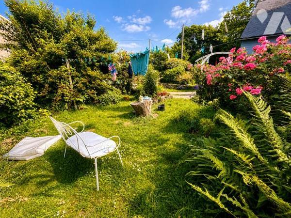 PLOUZANÉ - SECTEUR DELLEC - PROPRIÉTÉE 169M² - TERRAIN 3150M² ENVIRON