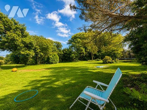 PLOUZANÉ - SECTEUR DELLEC - PROPRIÉTÉE 169M² - TERRAIN 3150M² ENVIRON
