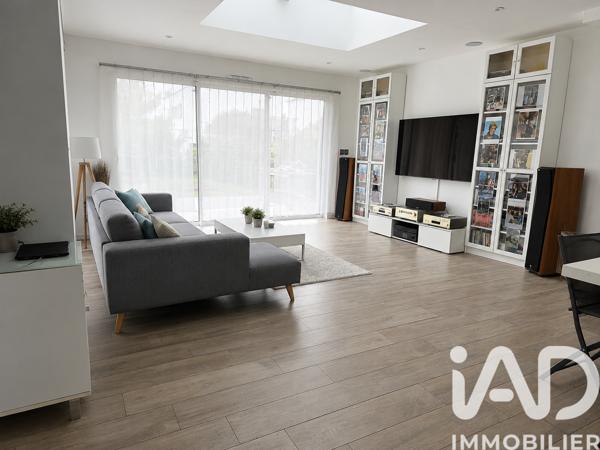 Maison à vendre 7 pièces 170 m² Noyal-Châtillon-sur-Seiche