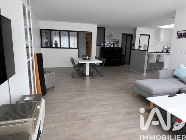Maison à vendre 7 pièces 170 m² Noyal-Châtillon-sur-Seiche