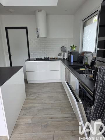 Maison à vendre 7 pièces 170 m² Noyal-Châtillon-sur-Seiche
