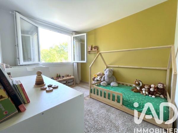 Appartement à vendre 4 pièces 74 m² Saint-Ouen-l'Aumône