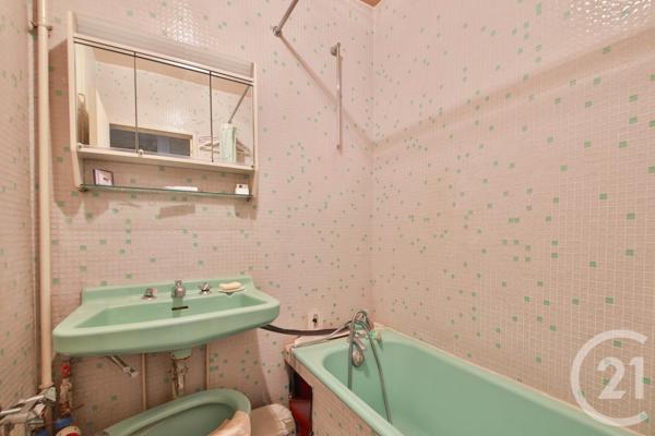 Appartement F4 à vendre  4 pièces - 65 m2 PARIS - 75013