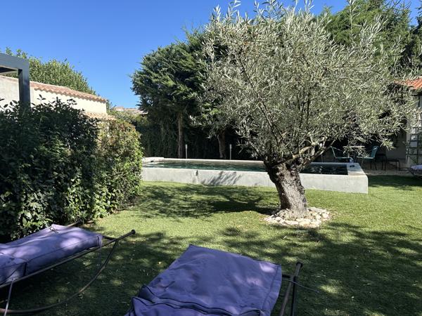 Maison 10 pièces - 254 m² Exclusivité efficity