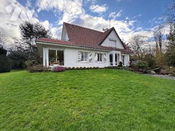 SAINT GERMAIN DU CORBEIS : maison à usage d'habitation (217m²)