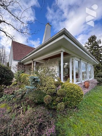 SAINT GERMAIN DU CORBEIS : maison à usage d'habitation (217m²)
