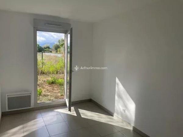 Vente Appartement 3 pièces 58 m2 à Hyères