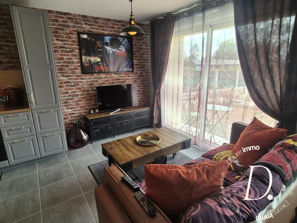 SUPERBE APPARTEMENT AVEC TERRASSE, 2 PLACES DE PARKINGS