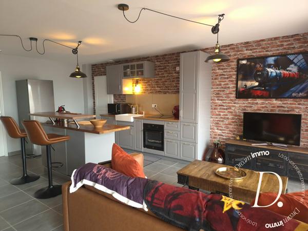 SUPERBE APPARTEMENT AVEC TERRASSE, 2 PLACES DE PARKINGS