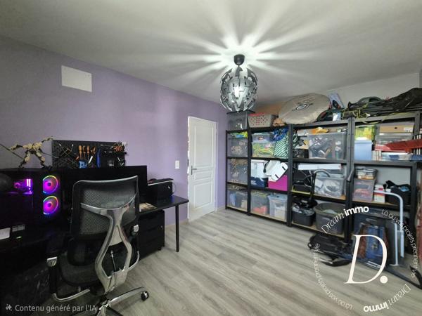 SUPERBE APPARTEMENT AVEC TERRASSE, 2 PLACES DE PARKINGS