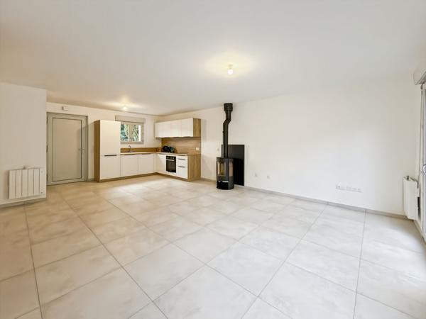 Maison de ville neuve Oinville sur montcient