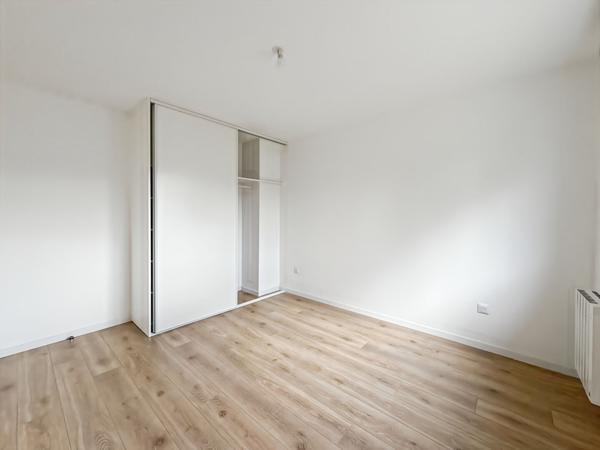 Maison de ville neuve Oinville sur montcient