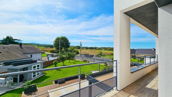 Maison contemporaine avec double garage et prestations de qualité à vendre 6 pièces MOMERES (65)