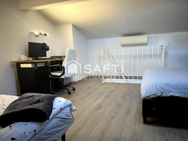 Bel appartement en duplex proche commerces au calme