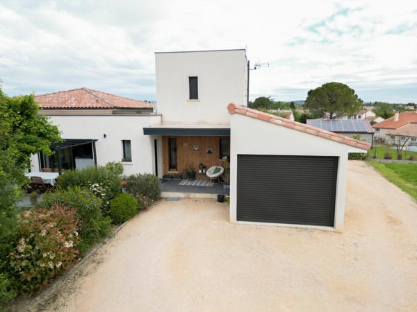 Maison à vendre    7 pièces •  Saint-Hilaire-de-Brethmas