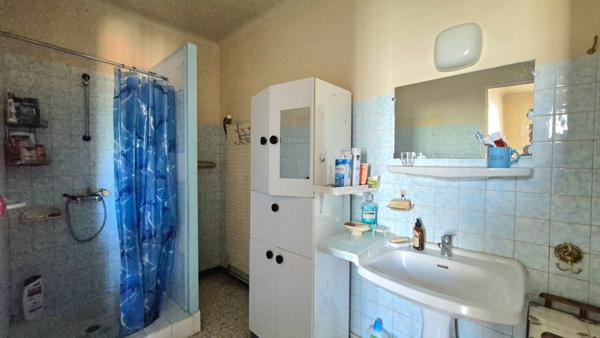 Maison à vendre 7 pièces, garage et jardin, RIA SIRACH (66)