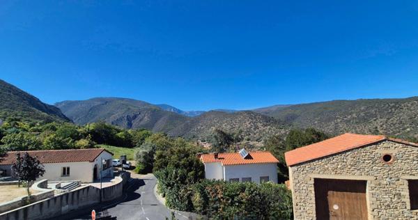 Maison à vendre 7 pièces, garage et jardin, RIA SIRACH (66)