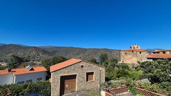 Maison à vendre 7 pièces, garage et jardin, RIA SIRACH (66)