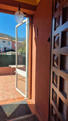 Maison à vendre 7 pièces, garage et jardin, RIA SIRACH (66)