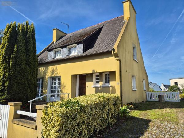 Maison individuelle à vendre à Saint-Pol-de-Léon dans le Finistère (29250), ref : 29104-MAIS1117