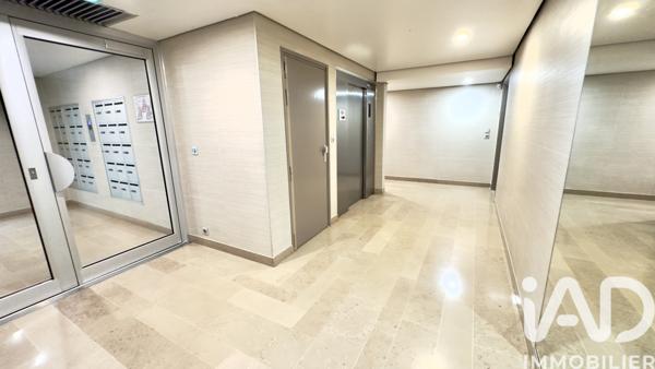 Appartement à vendre 4 pièces 84 m² Courbevoie