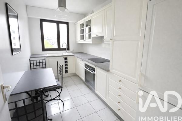 Appartement à vendre 4 pièces 84 m² Courbevoie