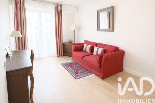 Appartement à vendre 4 pièces 84 m² Courbevoie