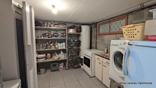 VILLAGE D'ALIZAY – A VENDRE Maison Familiale avec jardin paysager 5 Pièces - Sous-sol complet. Accès Gare à pied