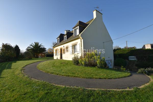 Vente Maison140 m² - 7 Pièces - LESNEVEN (29260)