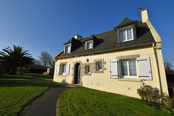 Vente Maison140 m² - 7 Pièces - LESNEVEN (29260)