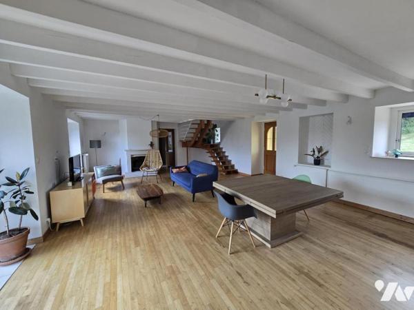 ENVIRONNEMENT CALME - 190 m² HABITABLES - 5 CH