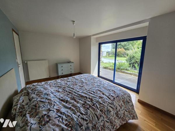 ENVIRONNEMENT CALME - 190 m² HABITABLES - 5 CH