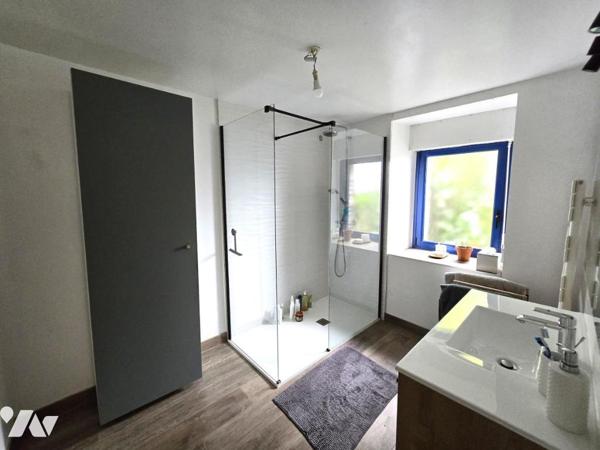 ENVIRONNEMENT CALME - 190 m² HABITABLES - 5 CH