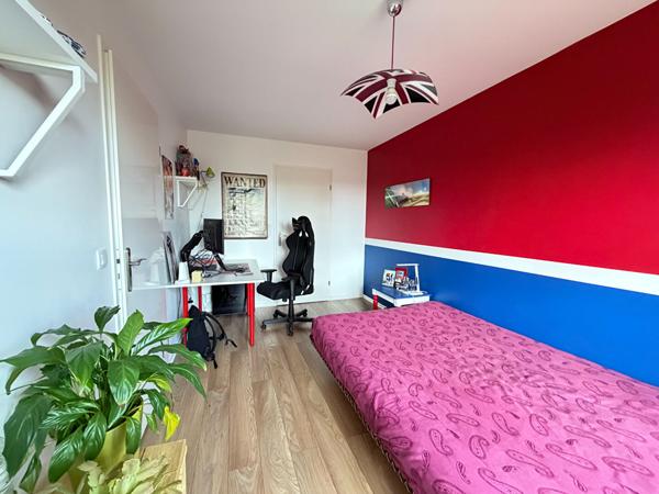 EXCLUSIVITÉ - MAISON INDIVIDUELLE DE 5 PIECES A VENDRE A PLAISIR