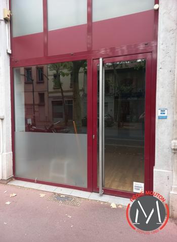 LOCATION LOCAL COMMERCIAL 80m2