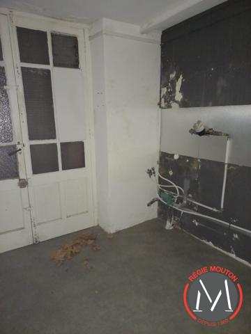 LOCATION LOCAL COMMERCIAL 80m2