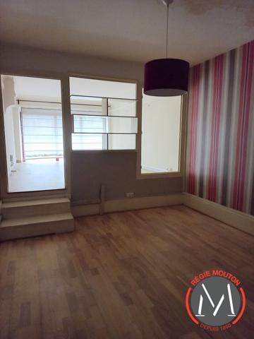 LOCATION LOCAL COMMERCIAL 80m2