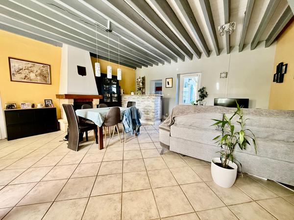 Maison mitoyenne - 60m² - 2 CHAMBRES