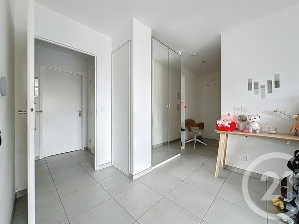 Appartement T3 à vendre  3 pièces - 66,06 m2 ST CYR L ECOLE - 78