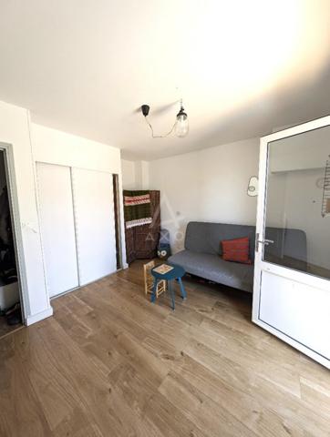 APPARTEMENT DE CHARME, T4 78M² AVEC TERRASSE 15M² , 5MN DES HALLES