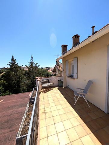 APPARTEMENT DE CHARME, T4 78M² AVEC TERRASSE 15M² , 5MN DES HALLES