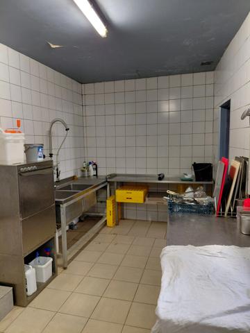 Fonds de commerce café-restaurant à vendre VALENCE SUR BAISE (32)