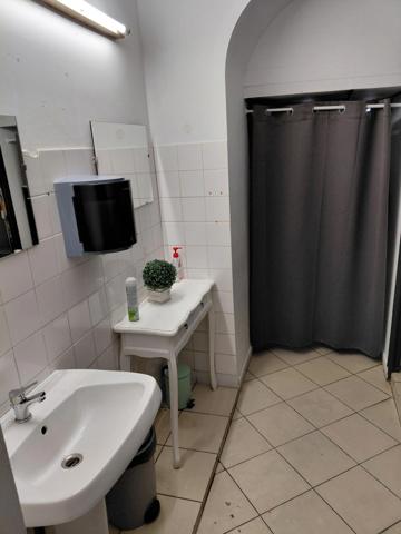Fonds de commerce café-restaurant à vendre VALENCE SUR BAISE (32)