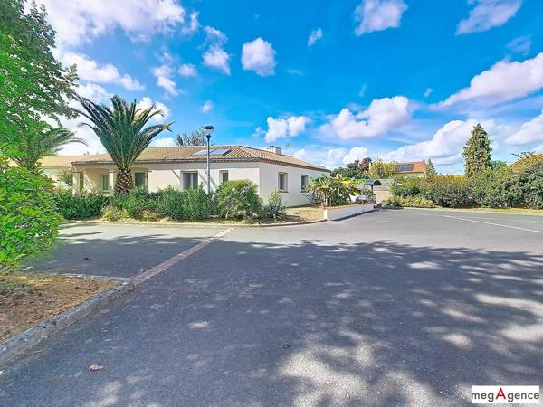 Maison à BOUGUENAIS, 44340 - 6 pièces 125m²